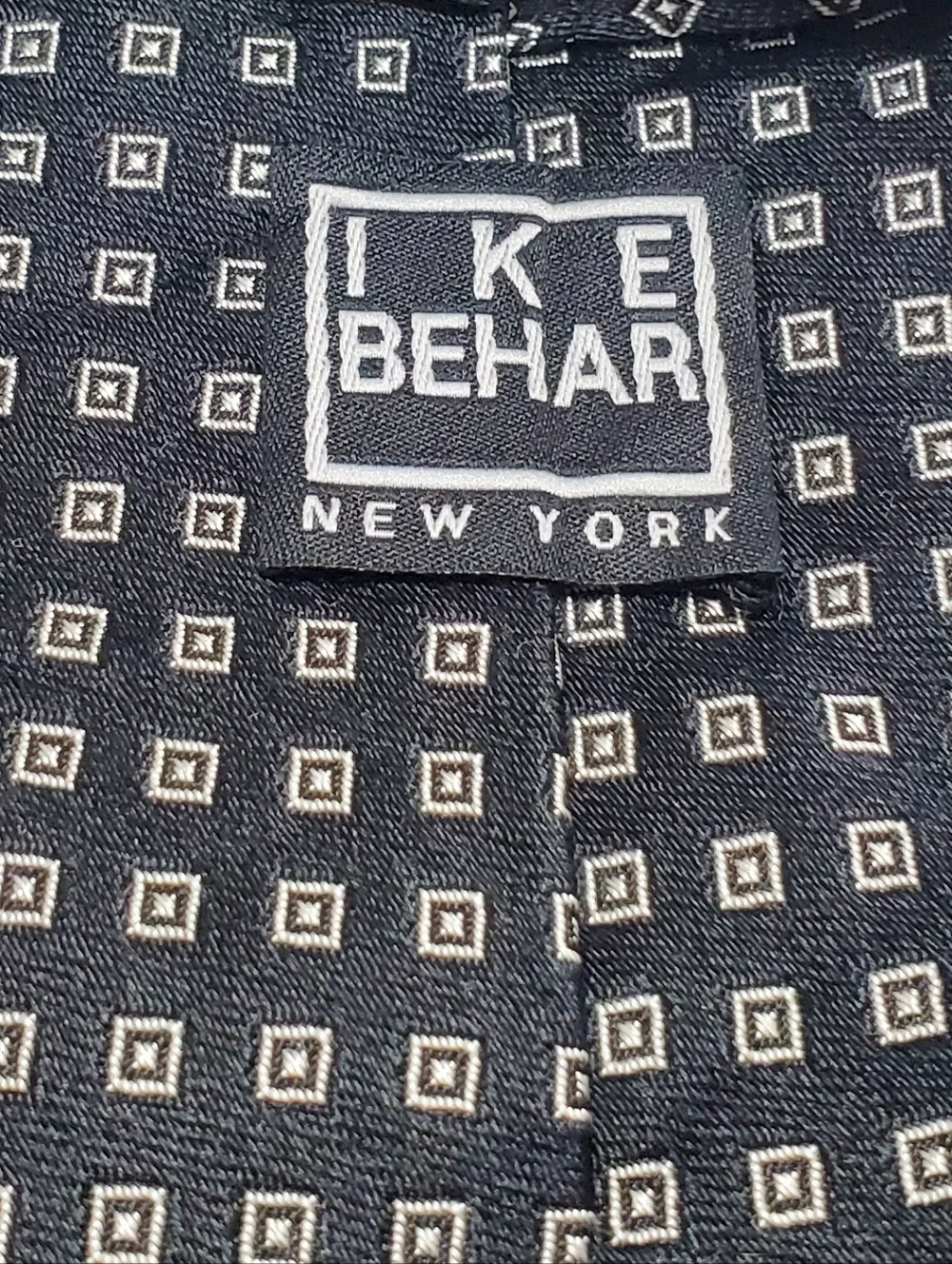 Ike Behar Black Geometric Pattern Teen's Silk Neck Tie 50x3